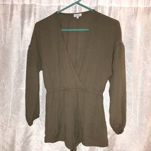 (EUC) Tobi Long Sleeve Romper